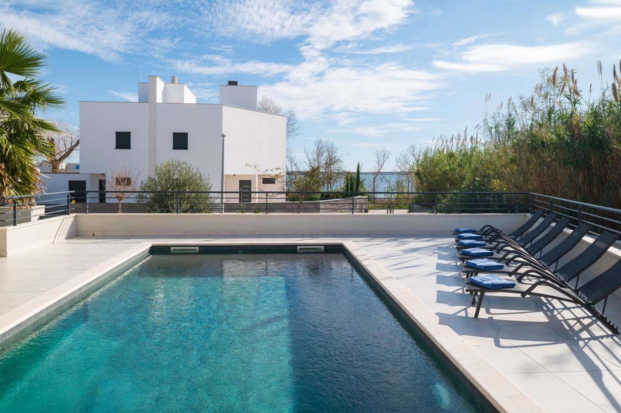 Villa Roca With Heated Pool And Sauna Privlaka  Exterior foto